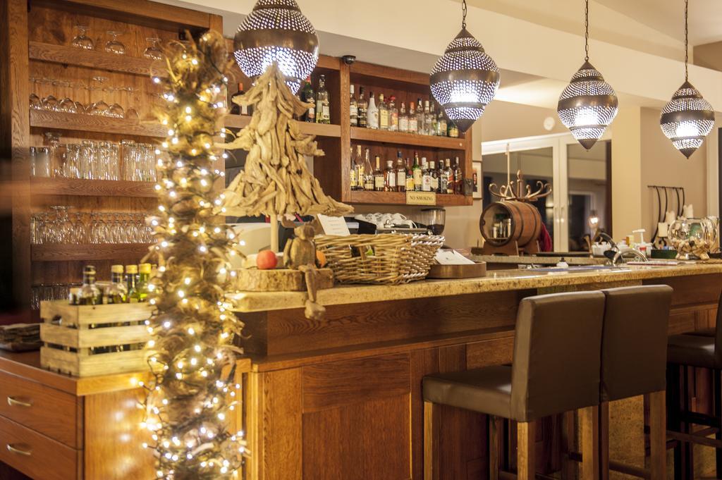 Hotel Na Skarpie - Charzykowy Kültér fotó